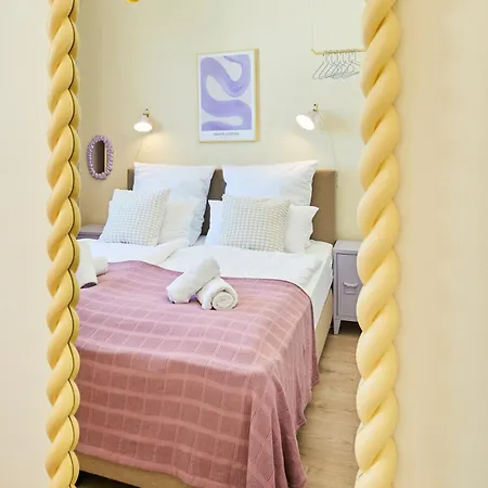 Apartment Olive - Scandi - Kingsize - Free Parking *