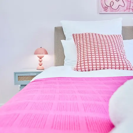 Olive - Scandi - Kingsize - Free Parking Apartment Hannover