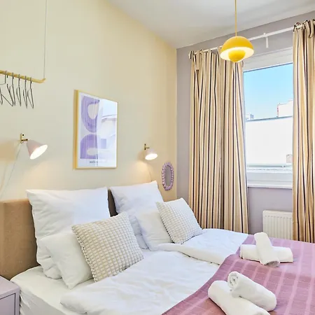 Olive - Scandi - Kingsize - Free Parking Appartement