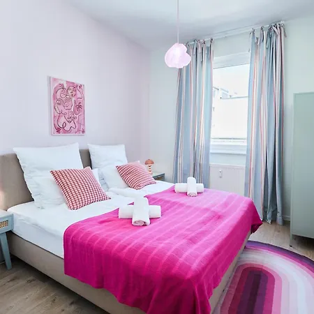 Olive - Scandi - Kingsize - Free Parking * Hanôver